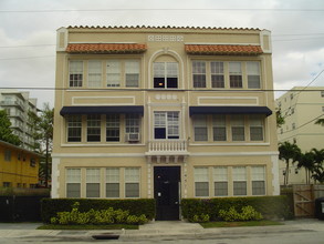 457 NE 24th St in Miami, FL - Building Photo - Building Photo