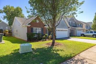 6103 Trotting Pl in Greensboro, NC - Building Photo - Building Photo