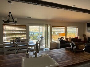 808 W Manson Rd in Chelan, WA - Building Photo - Building Photo