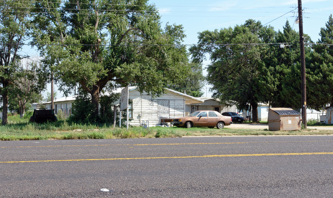 2413 E 5th St in Plainview, TX - Building Photo - Building Photo