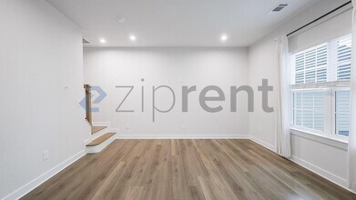 8209 Warbler Wy in Brentwood, TN - Building Photo - Building Photo