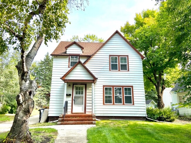 property at 1407 S University Dr