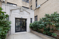 251 Seaman Ave in New York, NY - Foto de edificio - Building Photo