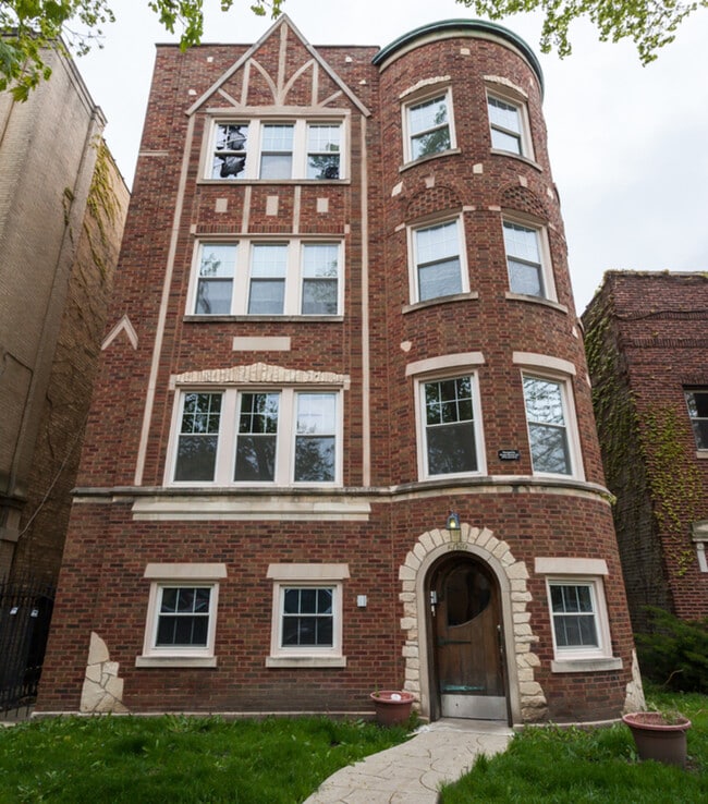 property at 6149 N Talman Ave