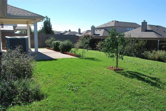 704 Corral St in Aubrey, TX - Building Photo - Building Photo