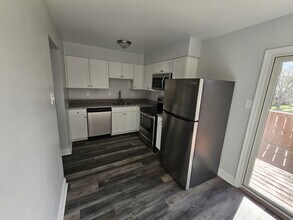 38 Western Winds Cir in Windsor Mill, MD - Building Photo - Building Photo