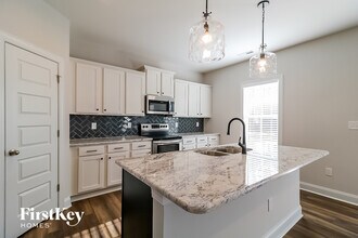 265 Creek Crossing Dr in Benson, NC - Building Photo - Building Photo