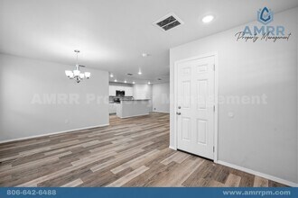 5611 Jarvis St in Lubbock, TX - Building Photo - Building Photo