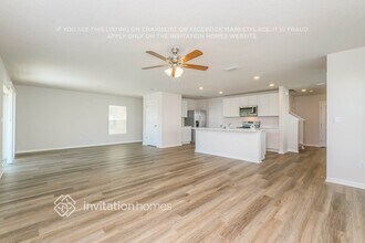 4616 Coastal Storm Gln in Palmetto, FL - Building Photo - Building Photo