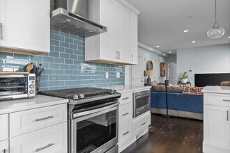 90 Bennington St, Unit 1 in Boston, MA - Building Photo - Building Photo