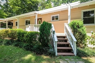 2644 Valmar Dr in Doraville, GA - Building Photo