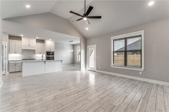 6903 SW High Meadow Blvd in Bentonville, AR - Building Photo - Building Photo