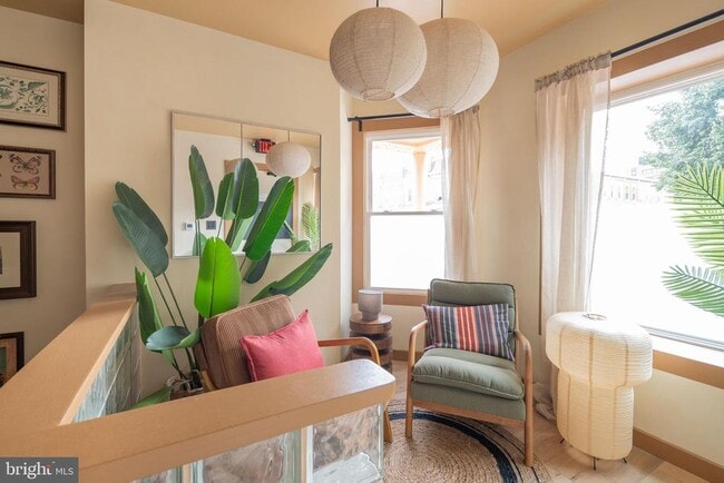 property at 2021 4th St NW