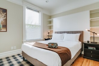 1043-1049-1049 Noe St in San Francisco, CA - Foto de edificio - Building Photo