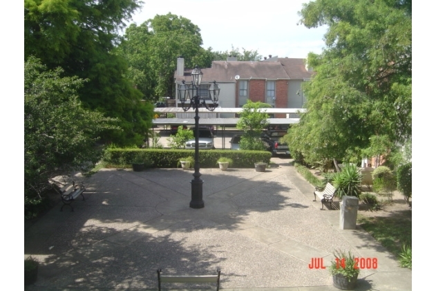 Gustine Lane Condos in Houston, TX - Building Photo - Building Photo