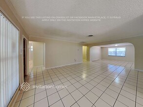 2006 N 47th Ave in Hollywood, FL - Building Photo - Building Photo
