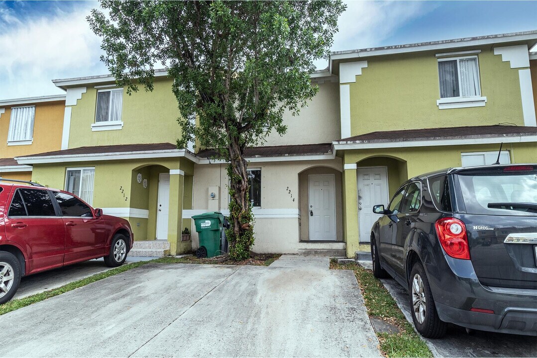 2214 NW 135th Terrace in Opa Locka, FL - Building Photo