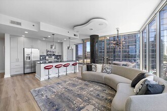 1080 Peachtree St NE in Atlanta, GA - Building Photo - Building Photo