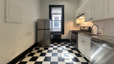 434 N 34th St in Philadelphia, PA - Building Photo - Building Photo