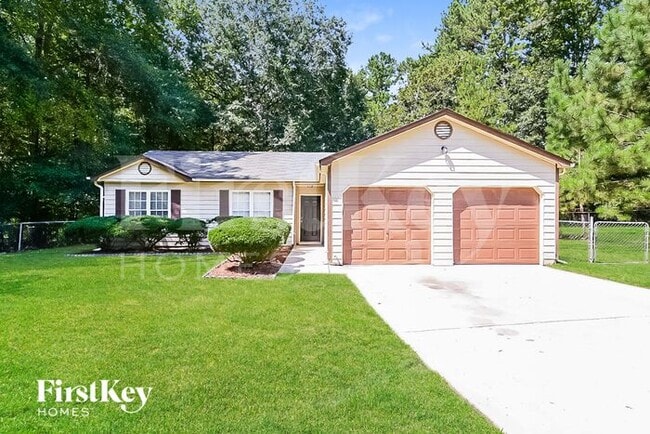 property at 646 Woodknoll Ct
