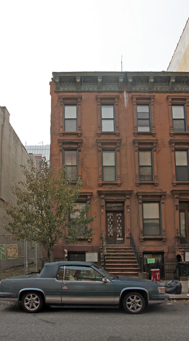 116-118 W 127th St in New York, NY - Building Photo - Building Photo