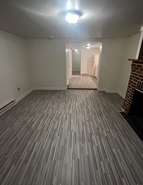 321 W Race St in Martinsburg, WV - Building Photo - Building Photo