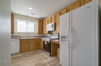 19046 E 57th Pl in Denver, CO - Building Photo - Building Photo