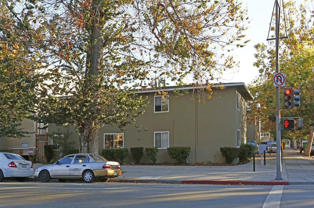 515 E William St in San Jose, CA - Foto de edificio