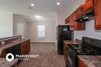 4300 Windgate W Rd in Oklahoma City, OK - Building Photo - Building Photo