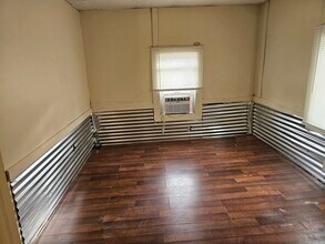 613 Poplar St, Unit Benton apartments in Benton, KY - Foto de edificio - Building Photo