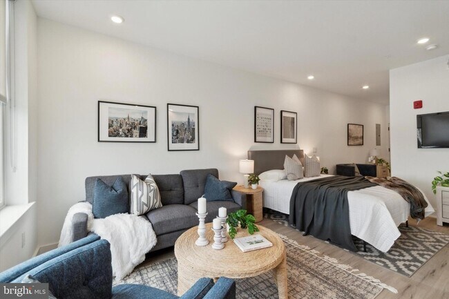 139 W Chelten Ave, Unit 409 in Philadelphia, PA - Foto de edificio - Building Photo