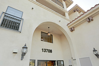 San Antonio Gardens Senior Apartments 62+ in Norwalk, CA - Building Photo - Building Photo