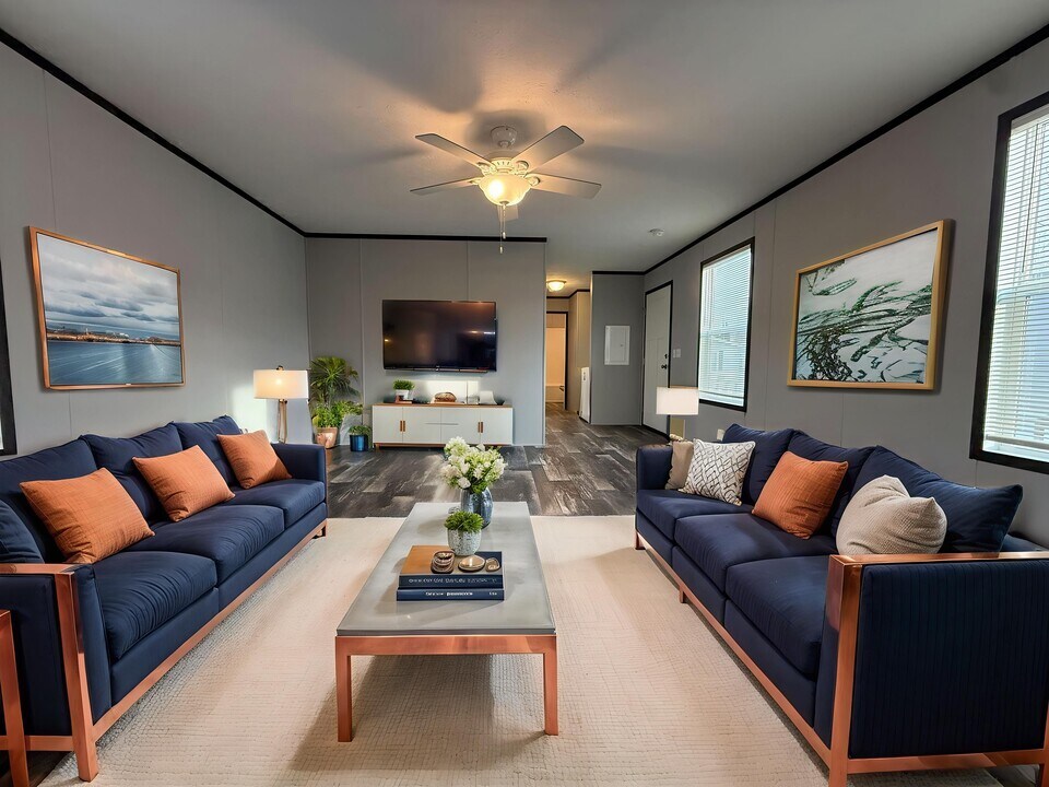 11987 Springbrook Ct in Romeo, MI - Foto de edificio