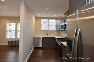 1434 W Farragut Ave-Unit -Unit 4D in Chicago, IL - Building Photo - Building Photo