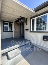 3761 Herman Ave in San Diego, CA - Foto de edificio - Building Photo