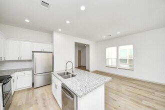 2119 Esther Dr in Houston, TX - Building Photo - Building Photo