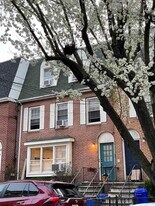 82 Grand St in Hoboken, NJ - Building Photo