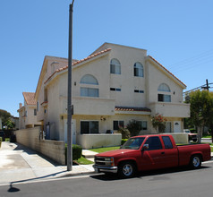 4571-4581 Pearce St in Huntington Beach, CA - Building Photo - Building Photo