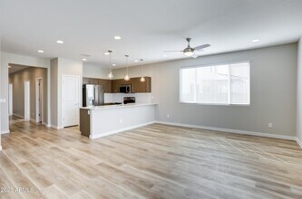 6318 S 47th Dr in Phoenix, AZ - Building Photo - Building Photo