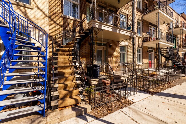 4227-4229 Messier St in Montréal, QC - Building Photo - Building Photo