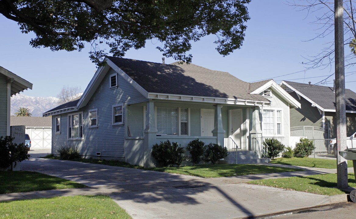 520 W Vesta St in Ontario, CA - Building Photo