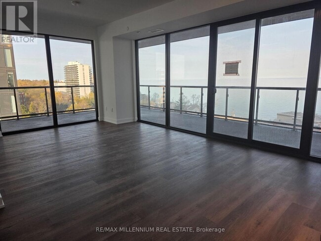 property at 2075 Lakeshore Rd.