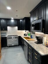 14 N Main St, Unit Executive on Main in Madisonville, KY - Building Photo - Building Photo