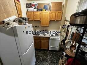 19 Queensberry St in Boston, MA - Building Photo - Building Photo