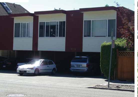 Roosevelt Avenue in Berkeley, CA - Foto de edificio