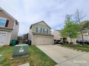 7136 Pitzer Dr in Charlotte, NC - Building Photo - Building Photo