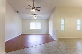 109 Almeria St in Royal Palm Beach, FL - Building Photo - Building Photo