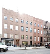 555 Henry St in Brooklyn, NY - Building Photo - Building Photo