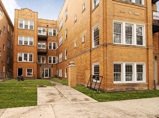 2709 N Washtenaw Ave