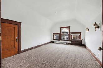 37 Euclid St in Ludlow, KY - Foto de edificio - Building Photo